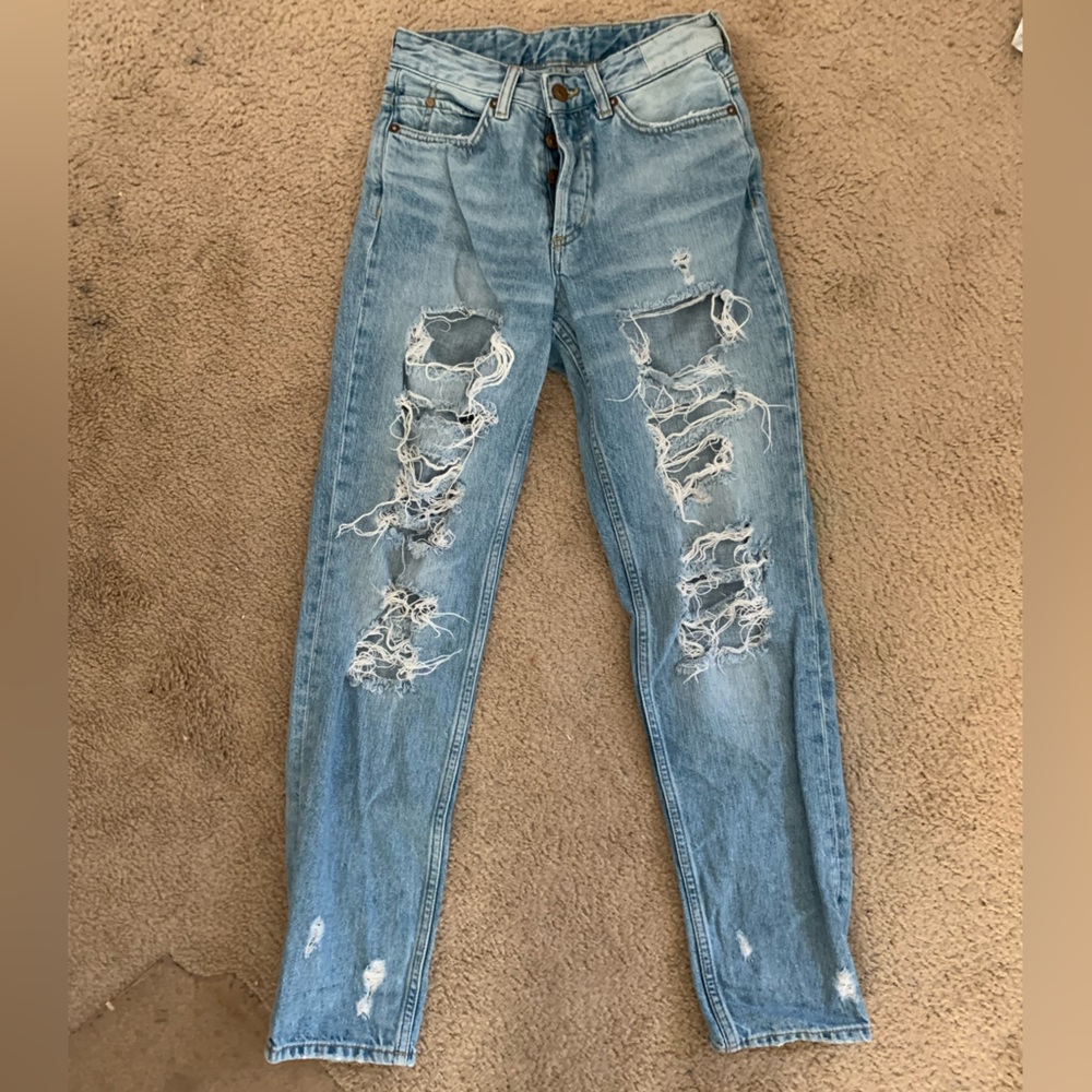 H & M Light Wash Ripped Boyfriend Jean Size 0 Regular